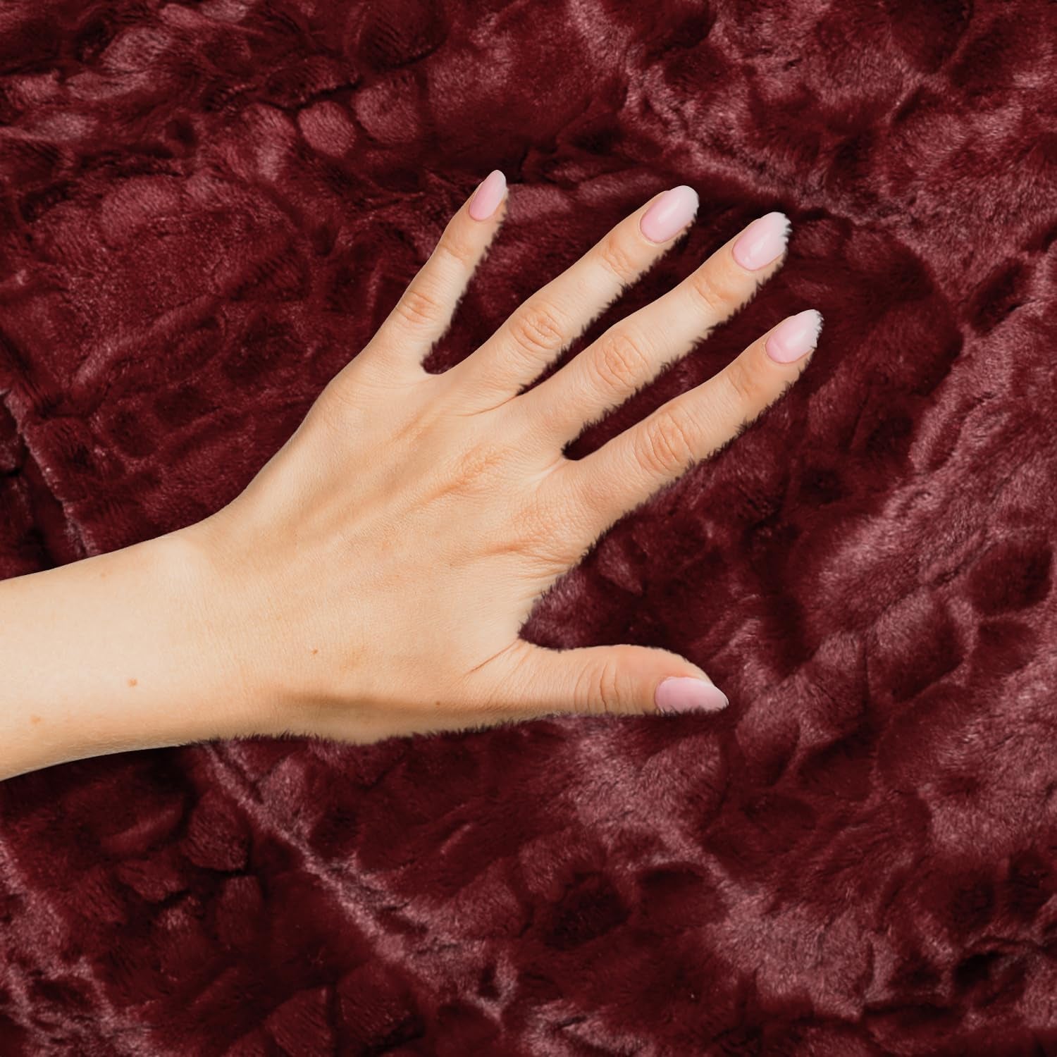 Soft & Comfortable Red Faux Fur Throw Blanket for Couch - (50"X65") Minky & Fluffy Fall Blankets & Throws, Plush Fuzzy Cover for Bed, Sofa & Living Room - Cozy Home Decor